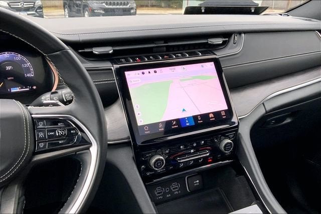 2022 Jeep Grand Cherokee Overland