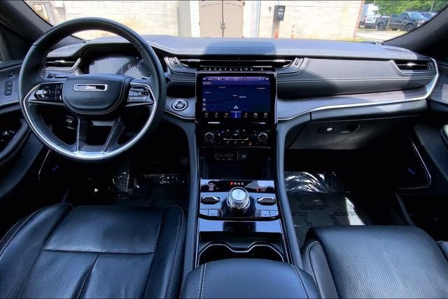 2022 Jeep Grand Cherokee Overland