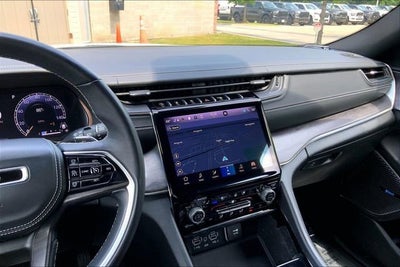 2022 Jeep Grand Cherokee Overland