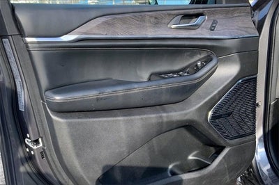 2022 Jeep Grand Cherokee Overland