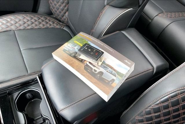 2023 Jeep Grand Cherokee Summit Reserve