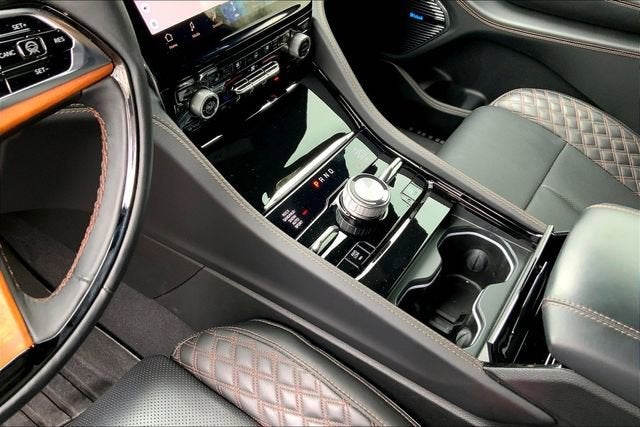 2023 Jeep Grand Cherokee Summit Reserve