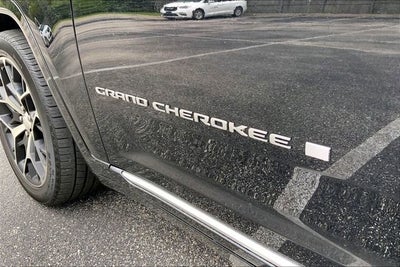 2023 Jeep Grand Cherokee Summit Reserve
