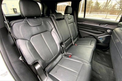 2022 Jeep Grand Cherokee L Overland