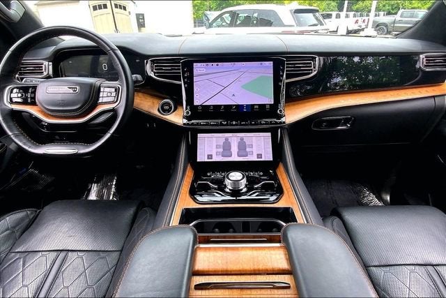 2023 Jeep Grand Wagoneer L Series III