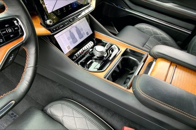 2023 Jeep Grand Wagoneer L Series III
