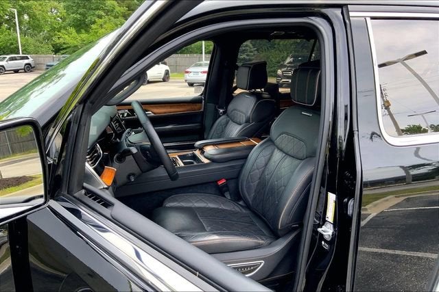 2023 Jeep Grand Wagoneer L Series III