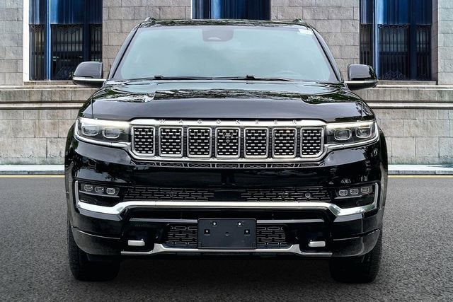 2023 Jeep Grand Wagoneer L Series III