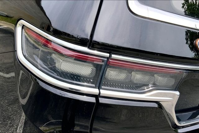 2023 Jeep Grand Wagoneer L Series III