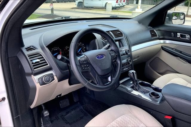2018 Ford Explorer Base