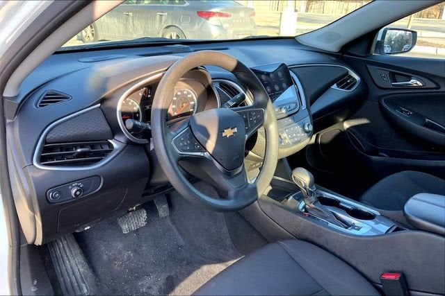 2025 Chevrolet Malibu LT