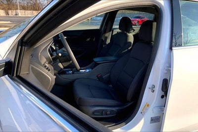 2025 Chevrolet Malibu LT