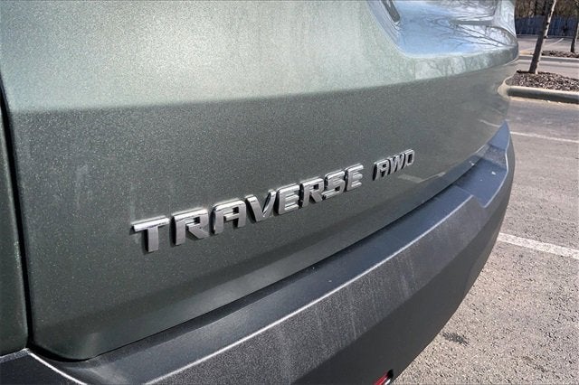 2023 Chevrolet Traverse LT Leather