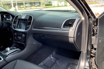 2020 Chrysler 300 Touring