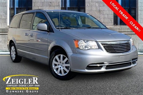 2016 Chrysler Town & Country LX