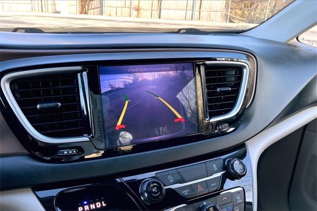 2017 Chrysler Pacifica Touring Plus