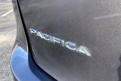 2017 Chrysler Pacifica Touring Plus