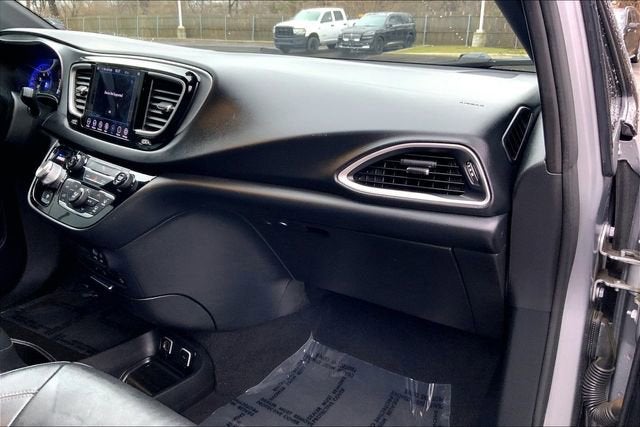 2020 Chrysler Pacifica Touring L Plus