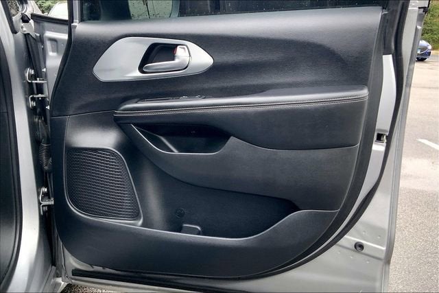 2020 Chrysler Pacifica Touring L Plus