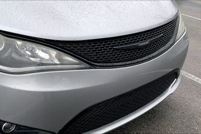 2020 Chrysler Pacifica Touring L Plus