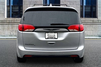 2020 Chrysler Pacifica Touring L Plus