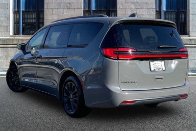 2021 Chrysler Pacifica Touring