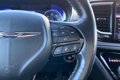 2021 Chrysler Pacifica Touring