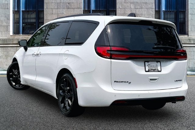 2025 Chrysler Pacifica Limited