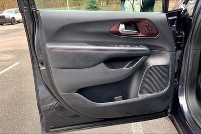 2020 Chrysler Pacifica Limited 35th Anniversary