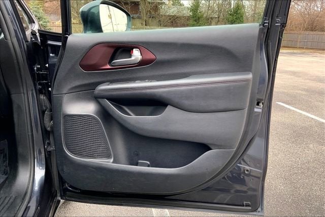 2020 Chrysler Pacifica Limited 35th Anniversary