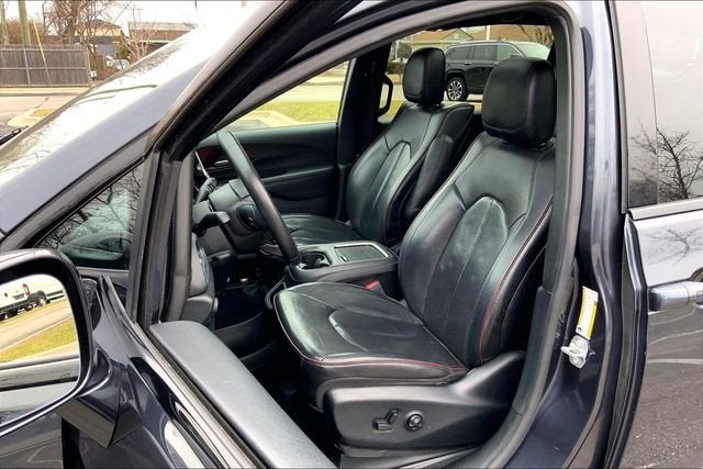 2020 Chrysler Pacifica Limited 35th Anniversary