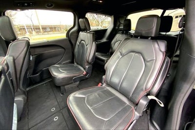 2020 Chrysler Pacifica Limited 35th Anniversary