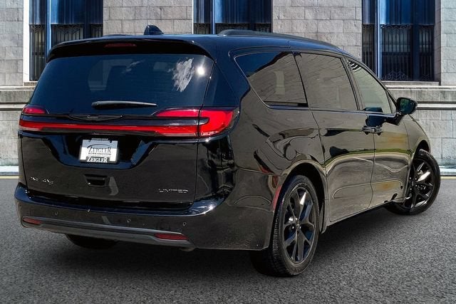 2025 Chrysler Pacifica Limited