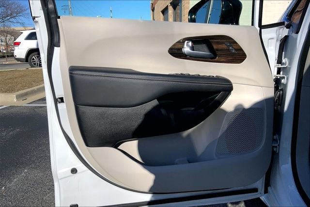 2024 Chrysler Pacifica Limited