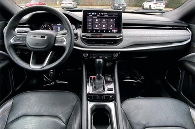 2023 Jeep Compass Latitude Lux