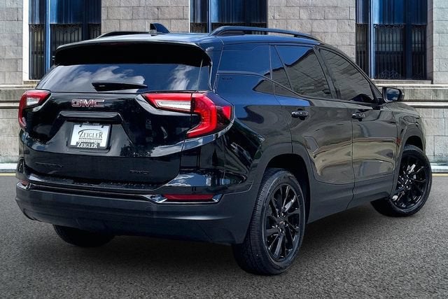 2023 GMC Terrain SLT