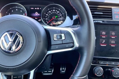 2018 Volkswagen Golf GTI SE