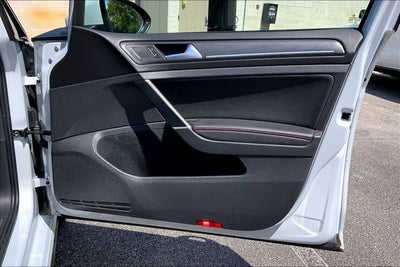 2018 Volkswagen Golf GTI SE