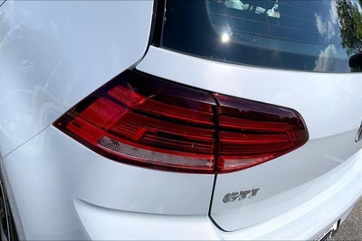2018 Volkswagen Golf GTI SE