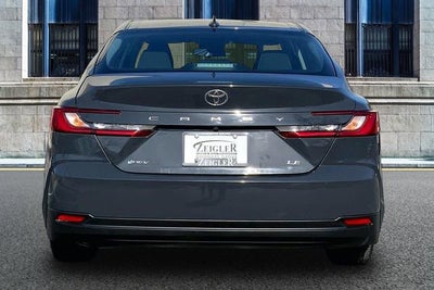 2025 Toyota Camry LE