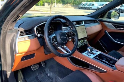 2025 Jaguar F-PACE SVR 575 Edition
