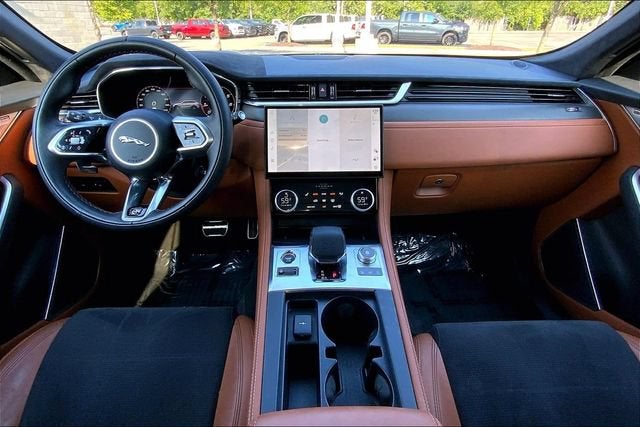 2025 Jaguar F-PACE SVR 575 Edition