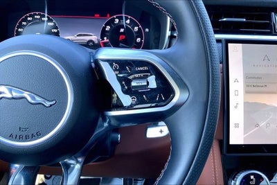 2025 Jaguar F-PACE SVR 575 Edition