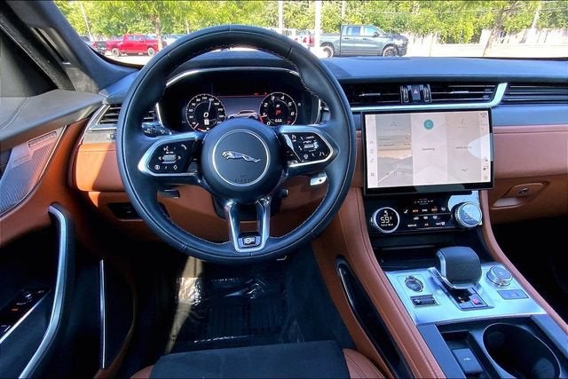 2025 Jaguar F-PACE SVR 575 Edition