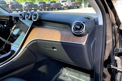 2025 Mercedes-Benz GLC GLC 300