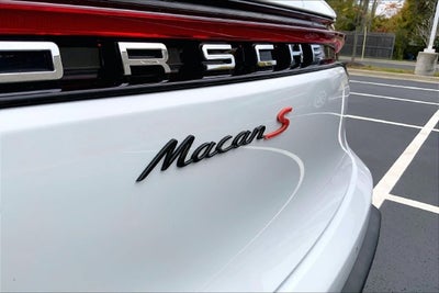 2022 Porsche Macan S