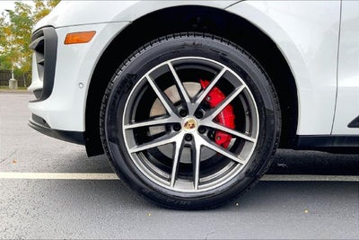 2022 Porsche Macan S