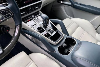 2022 Porsche Cayenne Turbo