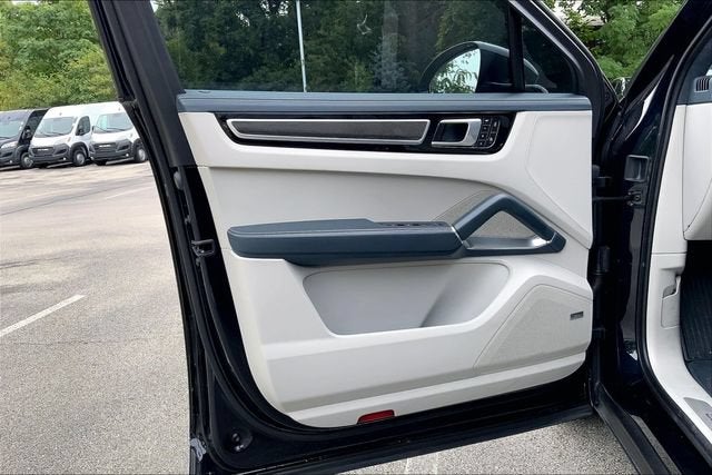 2022 Porsche Cayenne Turbo