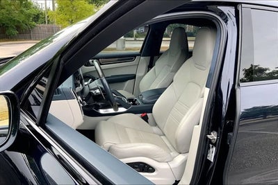 2022 Porsche Cayenne Turbo